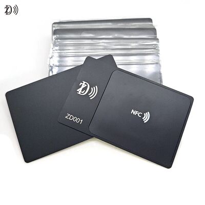 طراحی سفارشی NFC کارت کسب و کار فلزی NTAG216 888 بایت 13.56MHz RFID کارت بازدید فلزی فولاد ضد زنگ