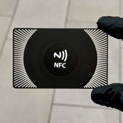 طراحی سفارشی NFC کارت کسب و کار فلزی NTAG216 888 بایت 13.56MHz RFID کارت بازدید فلزی فولاد ضد زنگ